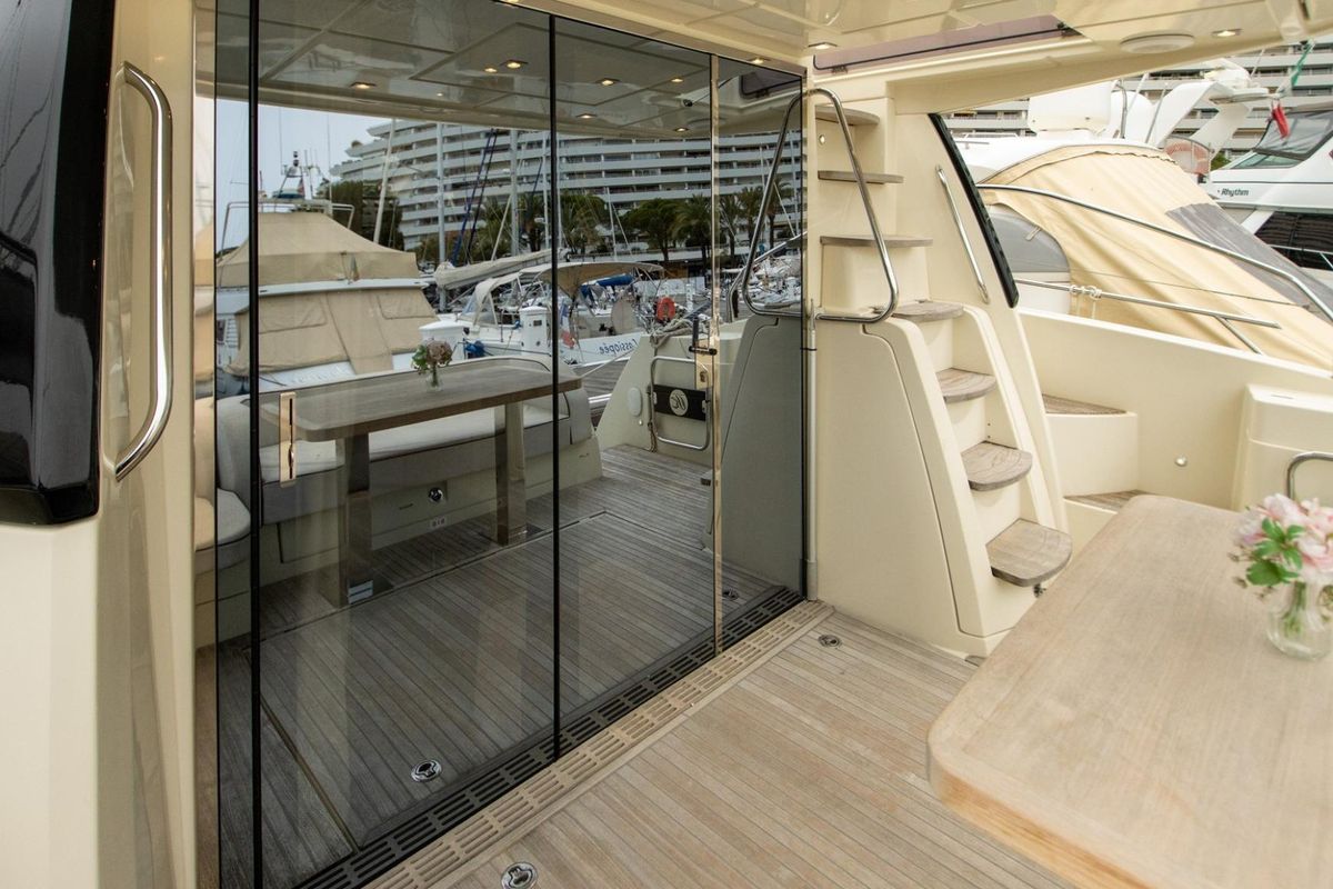 2016 Monte Carlo Yachts 49 