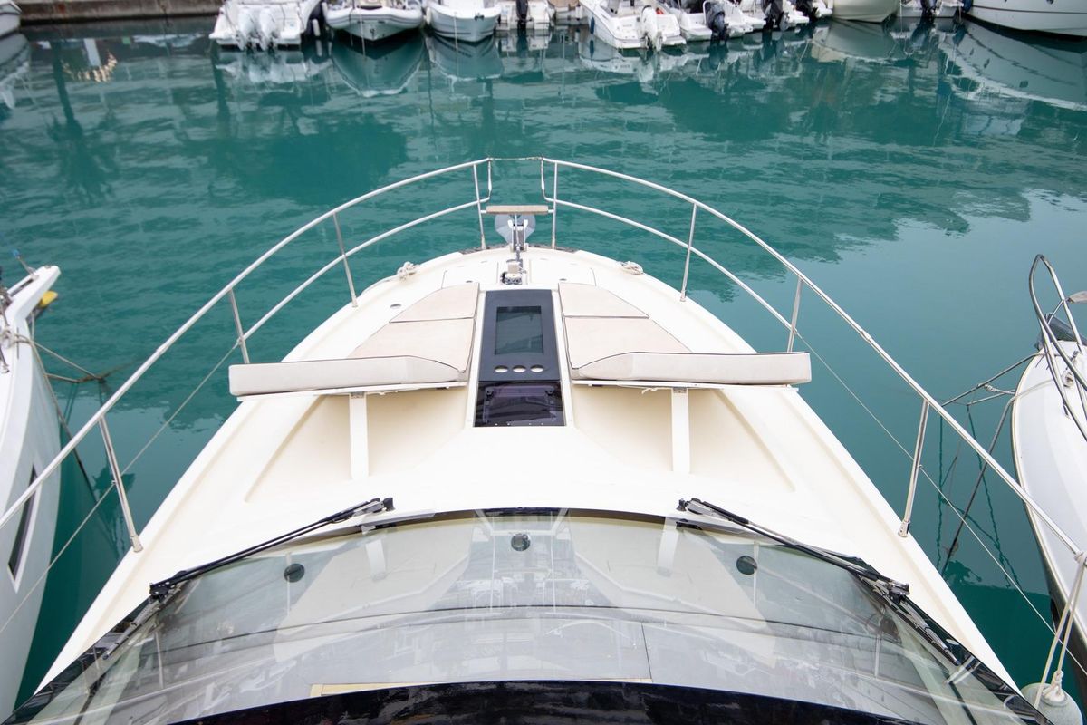 2016 Monte Carlo Yachts 49 