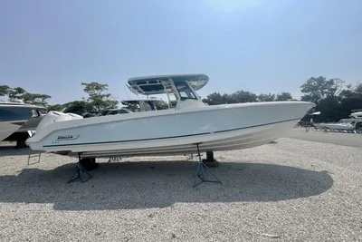 Boston Whaler 330 Outrage