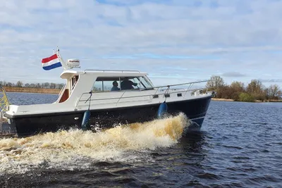 1991 Channel Island 32