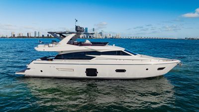Yacht