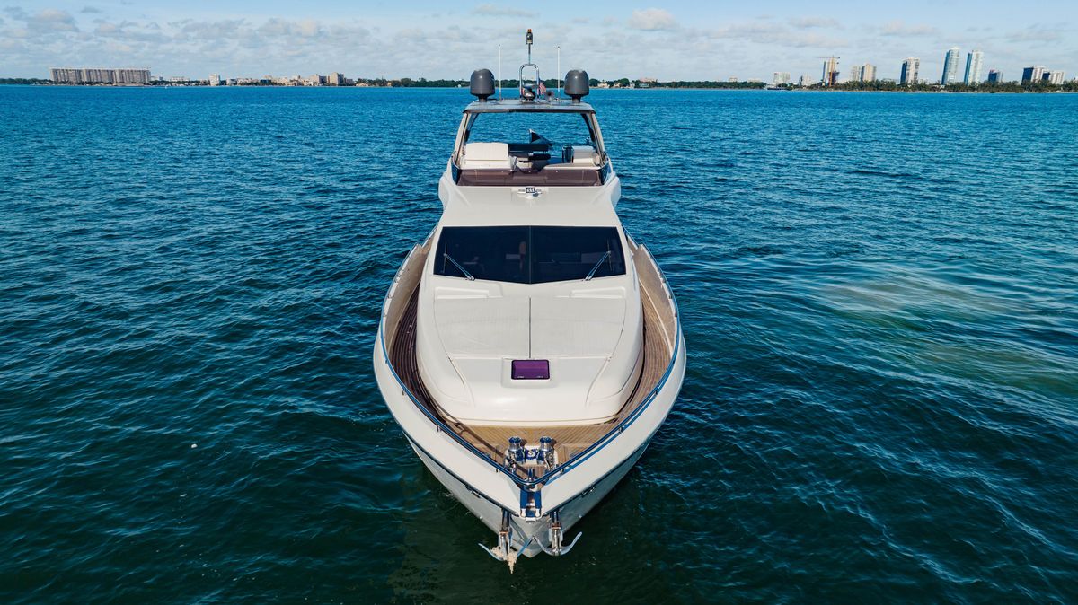 2017 Ferretti Yachts 75 