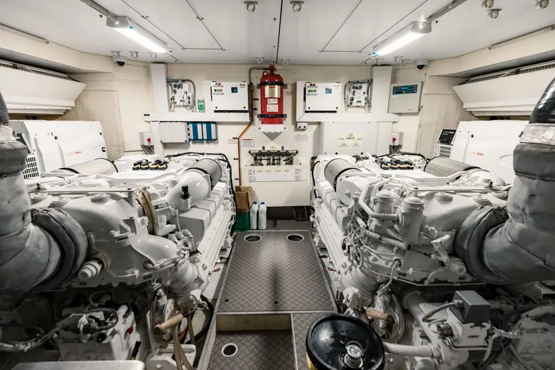 Sami Kay III Yacht Photos Pics 