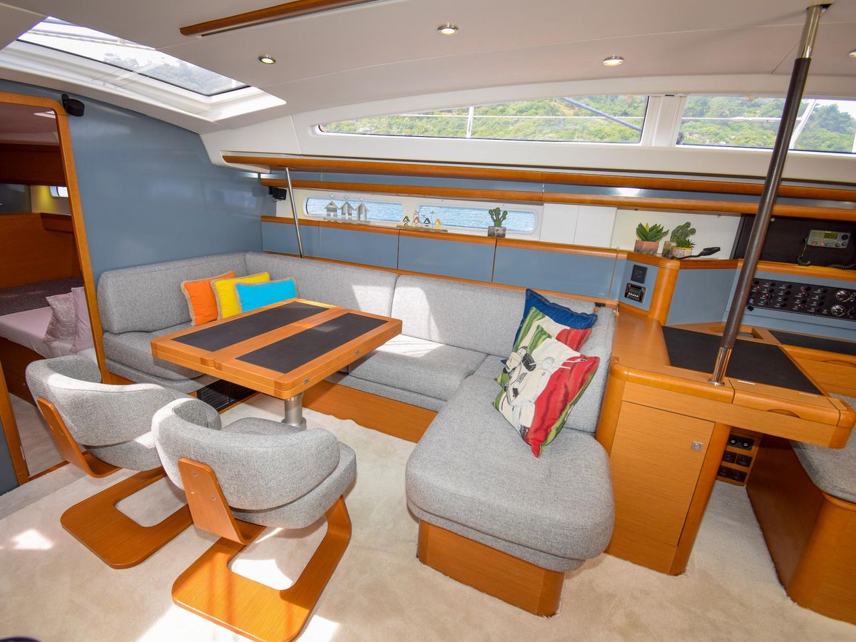 2013 Jeanneau 58 