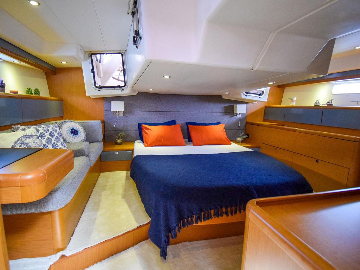 2013 Jeanneau 58 