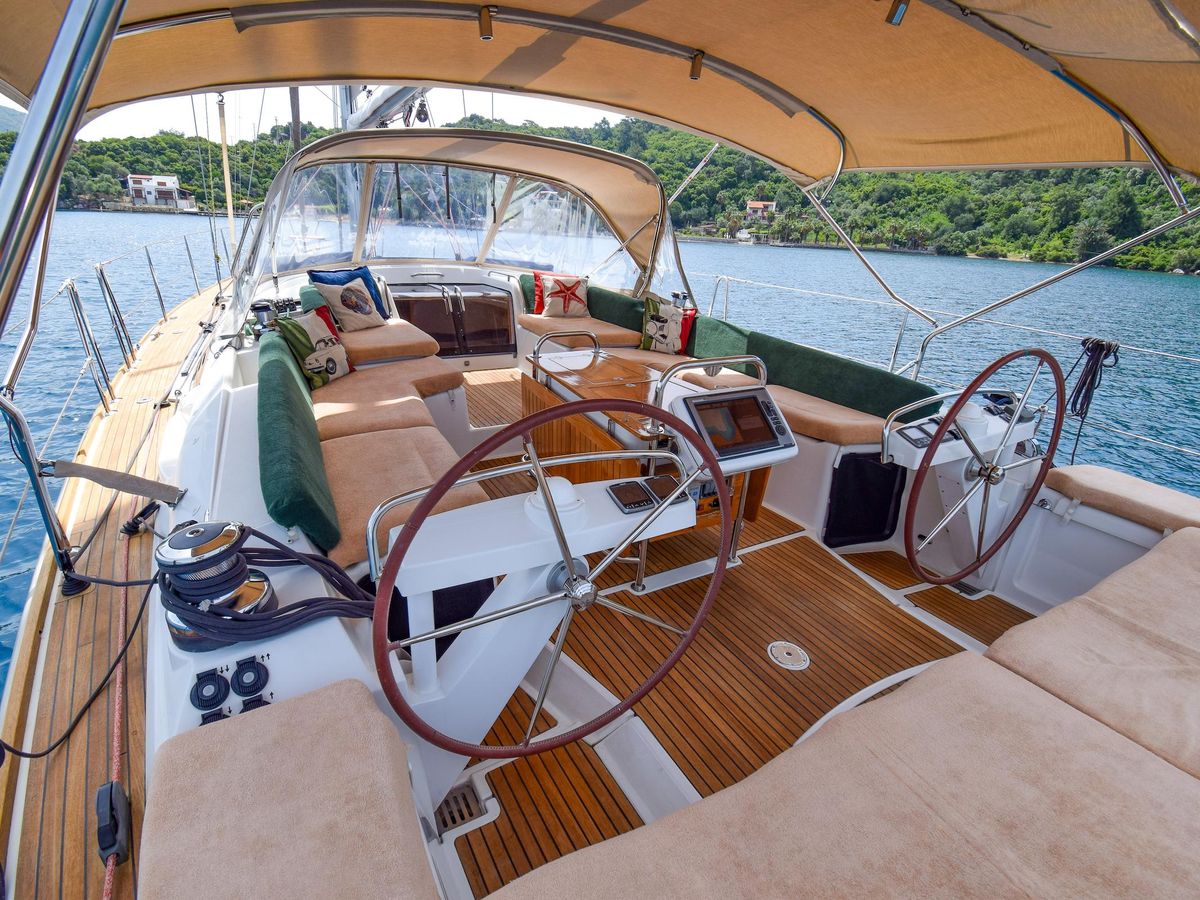 2013 Jeanneau 58 