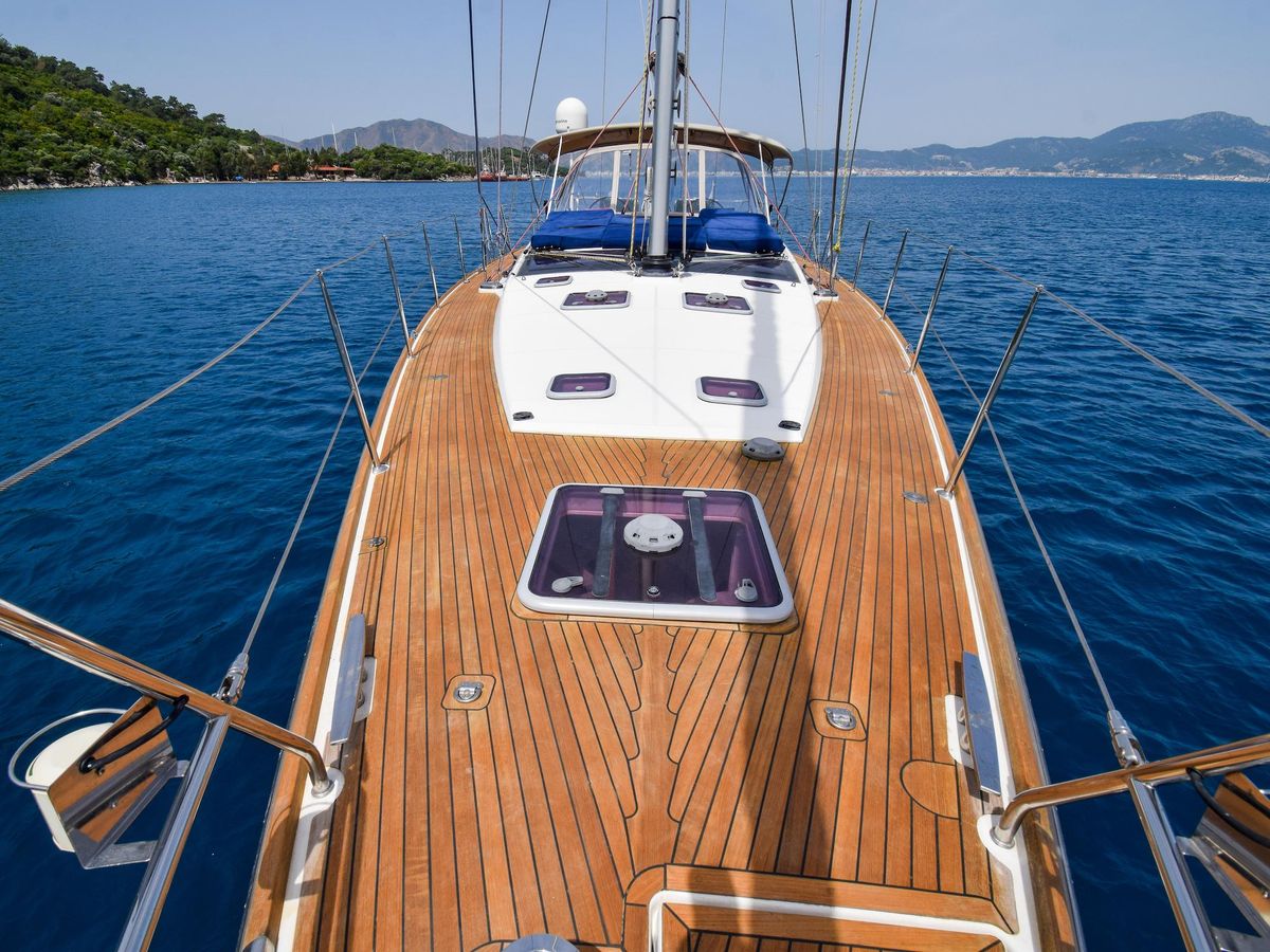 2013 Jeanneau 58 