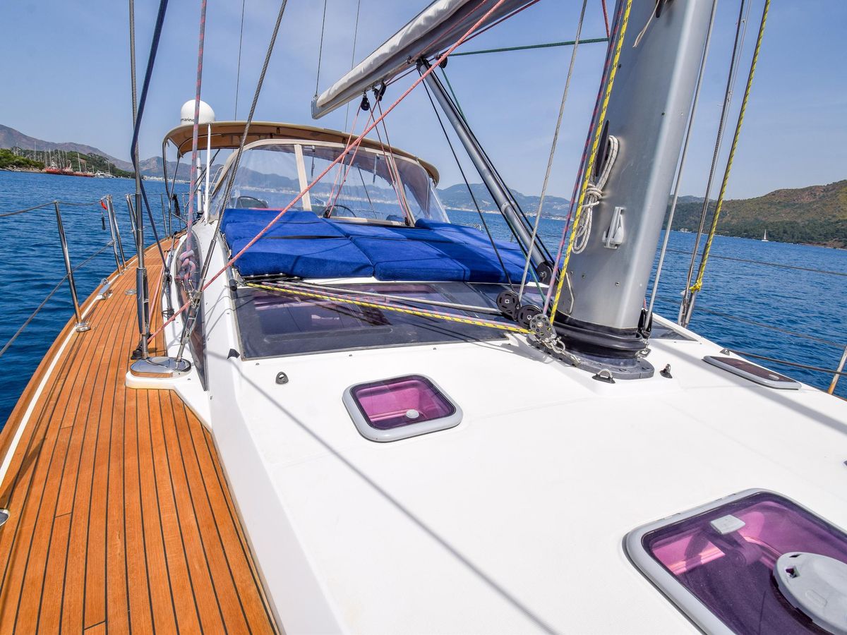2013 Jeanneau 58 
