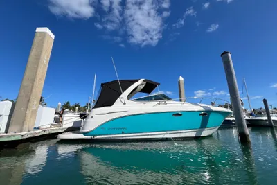 Chaparral 310 Signature