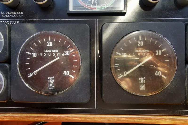  Yacht Photos Pics Engine hour meters on Ortona Navi 115 yacht, showing 4303 and 5620 hours.