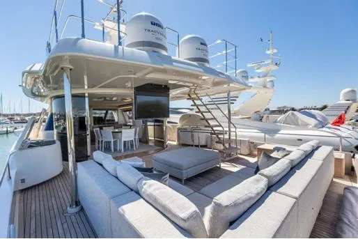 Miotu IV Yacht Photos Pics 