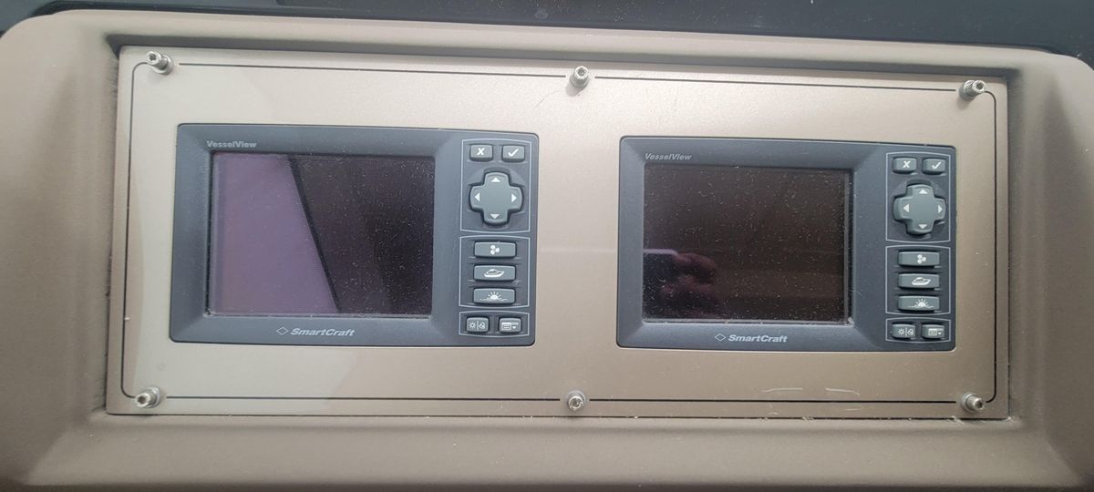 2009 Ferretti Yachts 47 