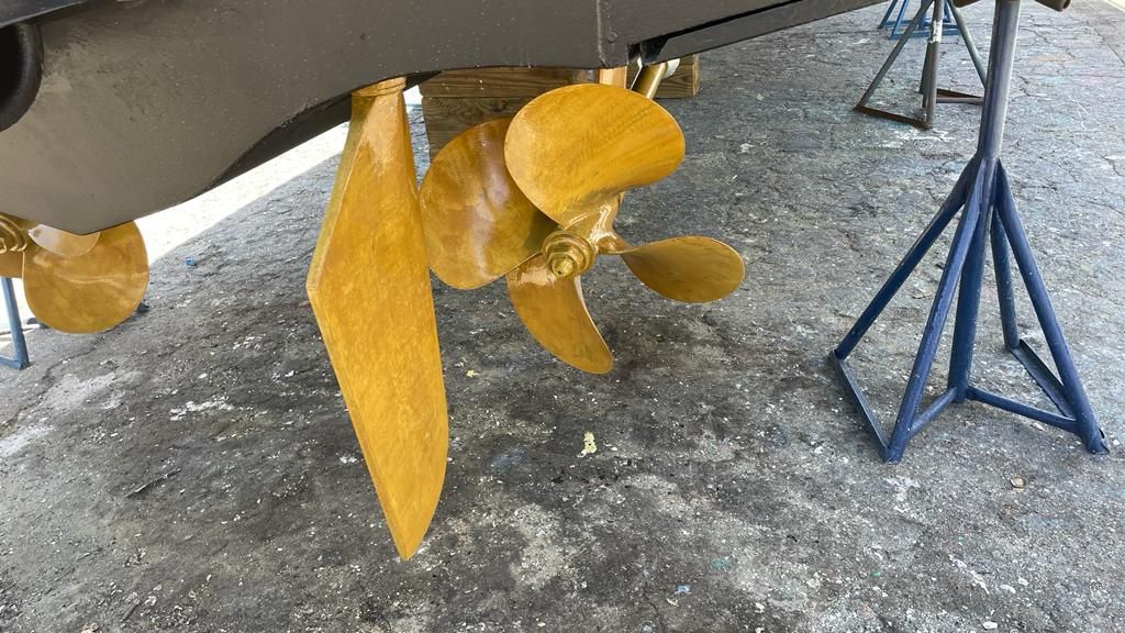 2009 Ferretti Yachts 47 