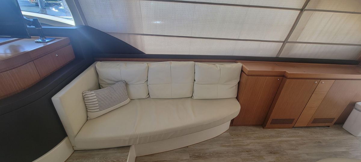 2009 Ferretti Yachts 47 