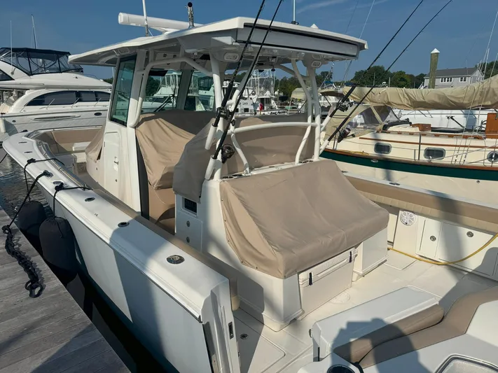 Reel Outlaw Yacht Photos Pics 
