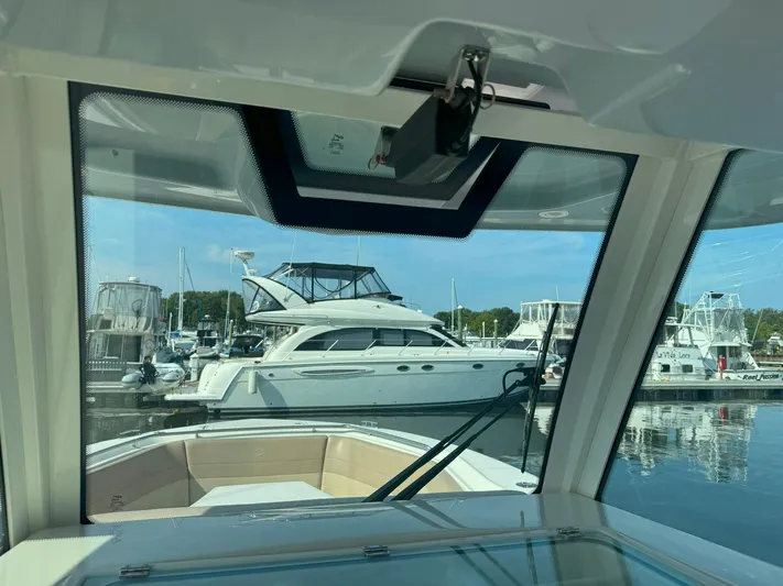 Reel Outlaw Yacht Photos Pics 