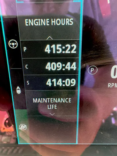 Reel Outlaw Yacht Photos Pics 