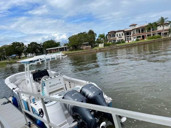 オーシャン Outboard center console boat - 288 COMMANDER - Sea Fox Boats