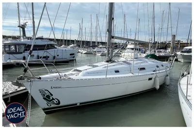 Beneteau 381