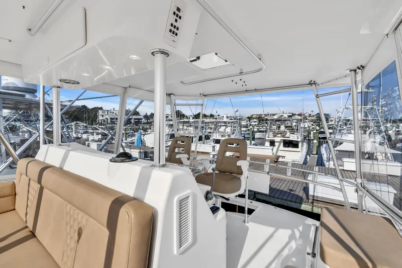 Live Wire Yacht Photos Pics 