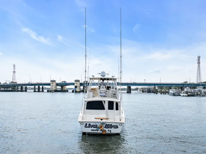 Live Wire Yacht Photos Pics 