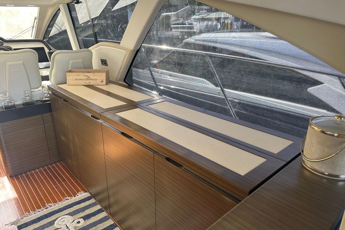 2015 Azimut 55 
