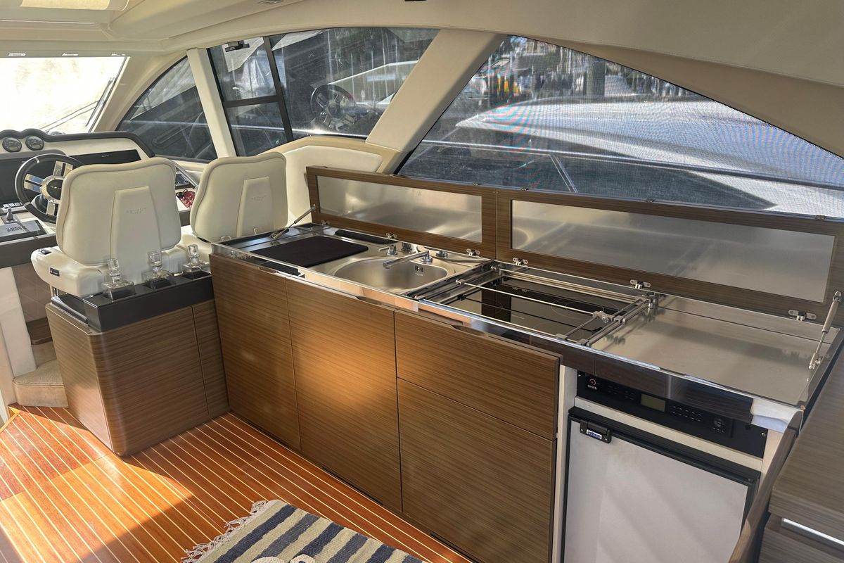 2015 Azimut 55 