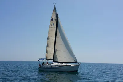 2004 Bavaria 36
