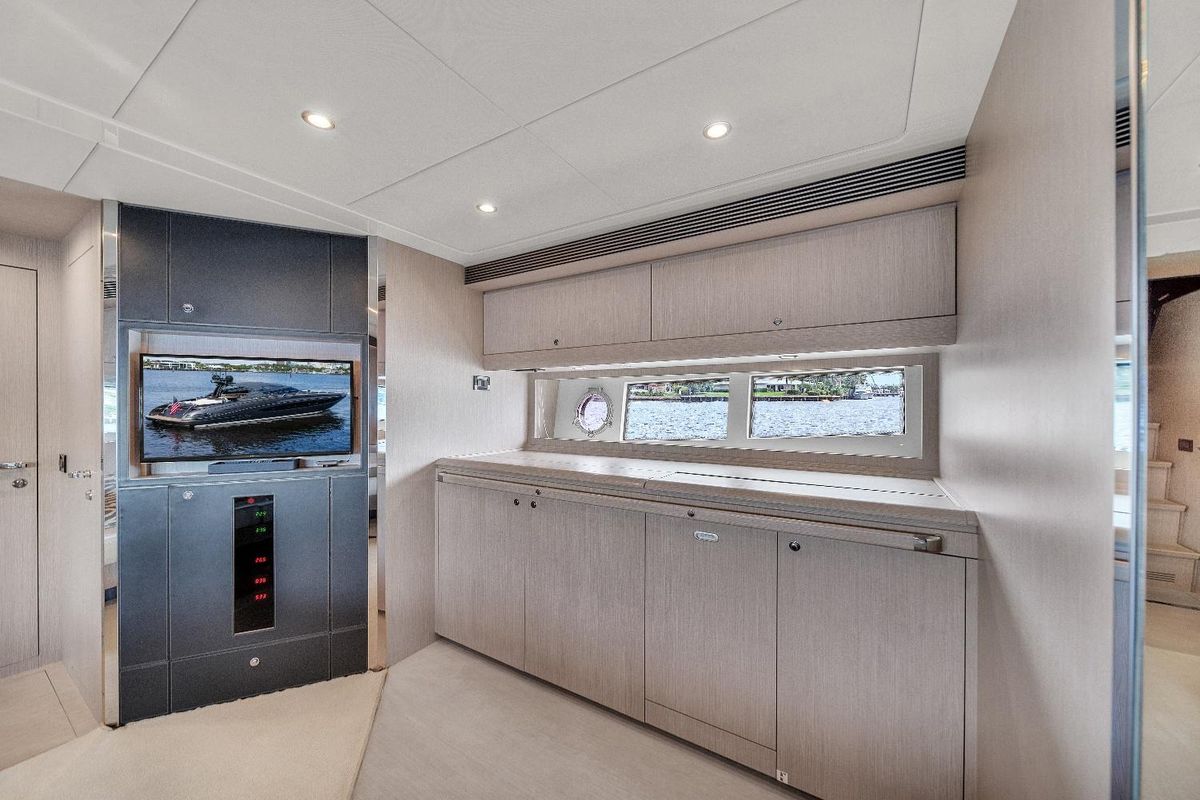 2015 Riva 63 