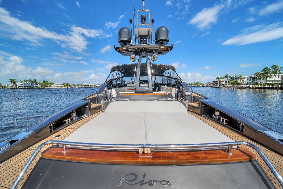 2015 Riva 63 