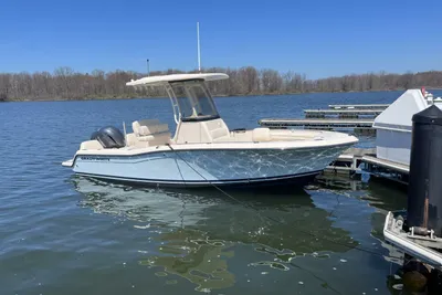 Grady-White Fisherman 216