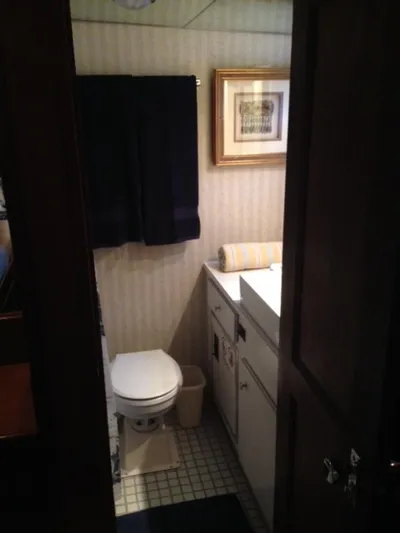 Laid Off Yacht Photos Pics 