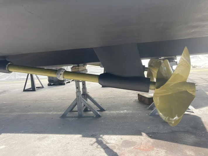 Entourage Yacht Photos Pics 