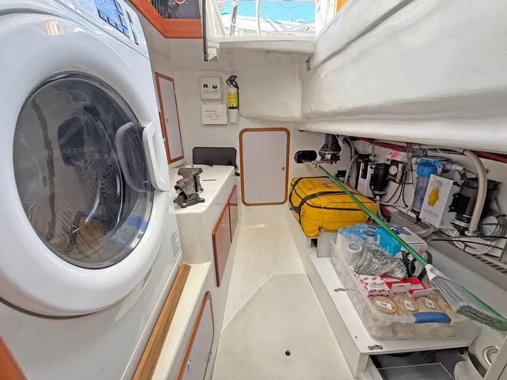 Manawa Yacht Photos Pics 