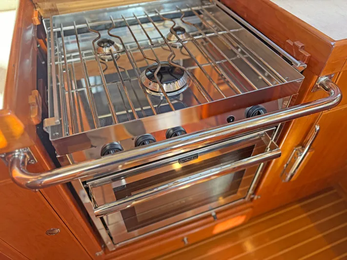 Manawa Yacht Photos Pics 