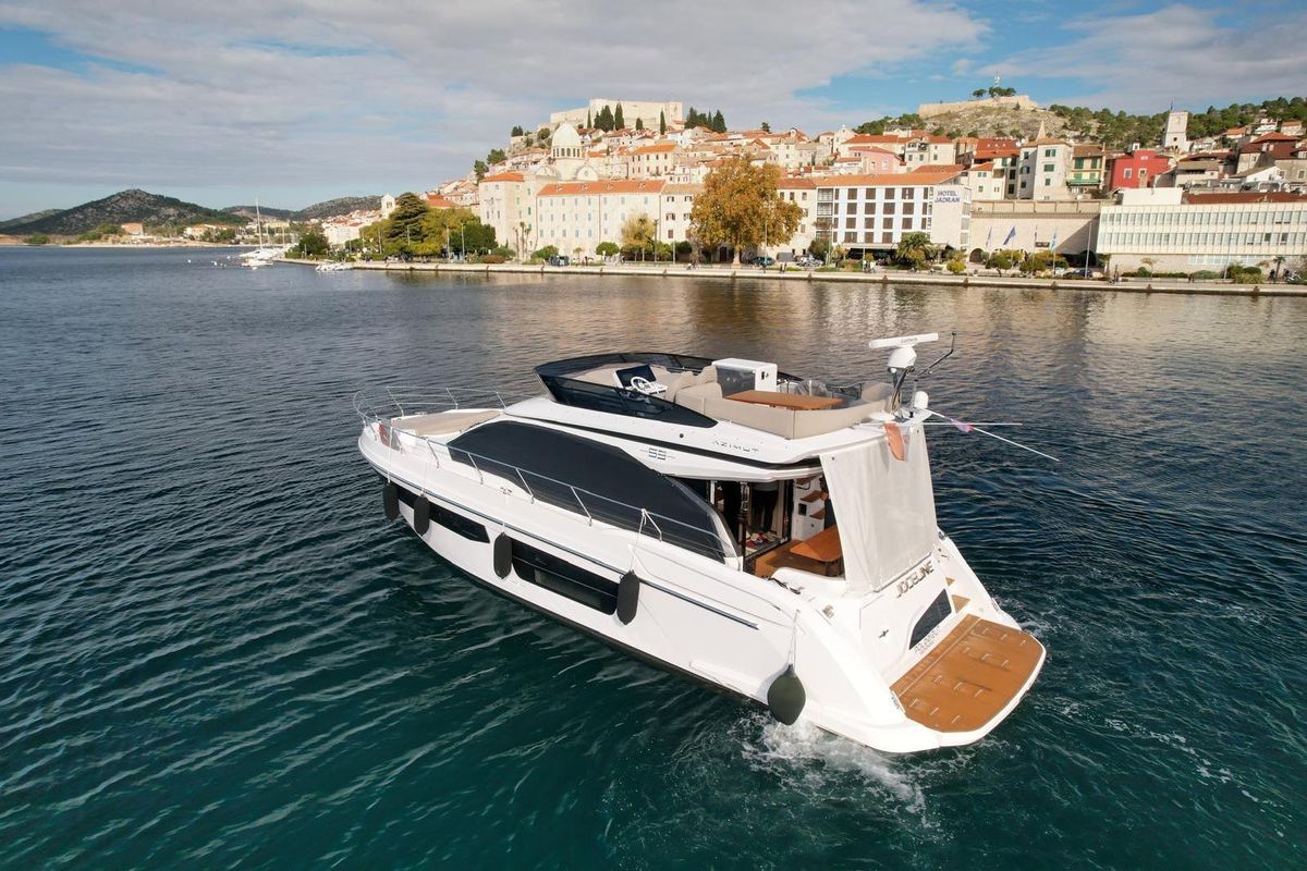 2024 Azimut 55 