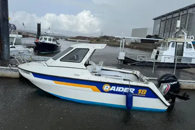 2007 Raider 18 Fisherman