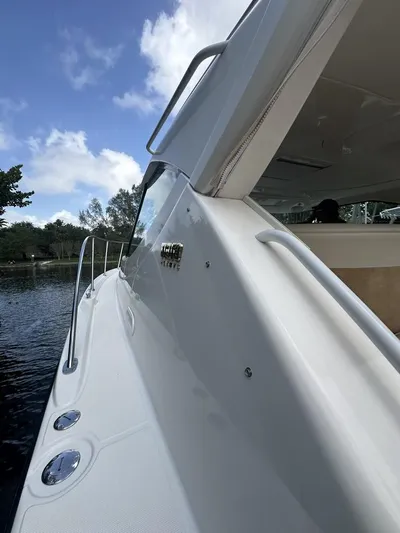 2008 Tiara 3500 Sovran Yacht Photos Pics 2008 Tiara Yachts 3500 Sovran, sleek design, docked on a sunny day.