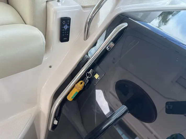 2008 Tiara 3500 Sovran Yacht Photos Pics 