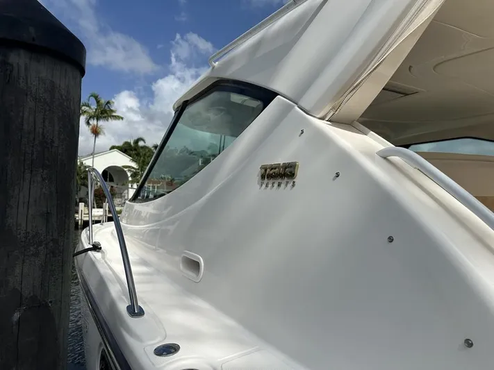 2008 Tiara 3500 Sovran Yacht Photos Pics 