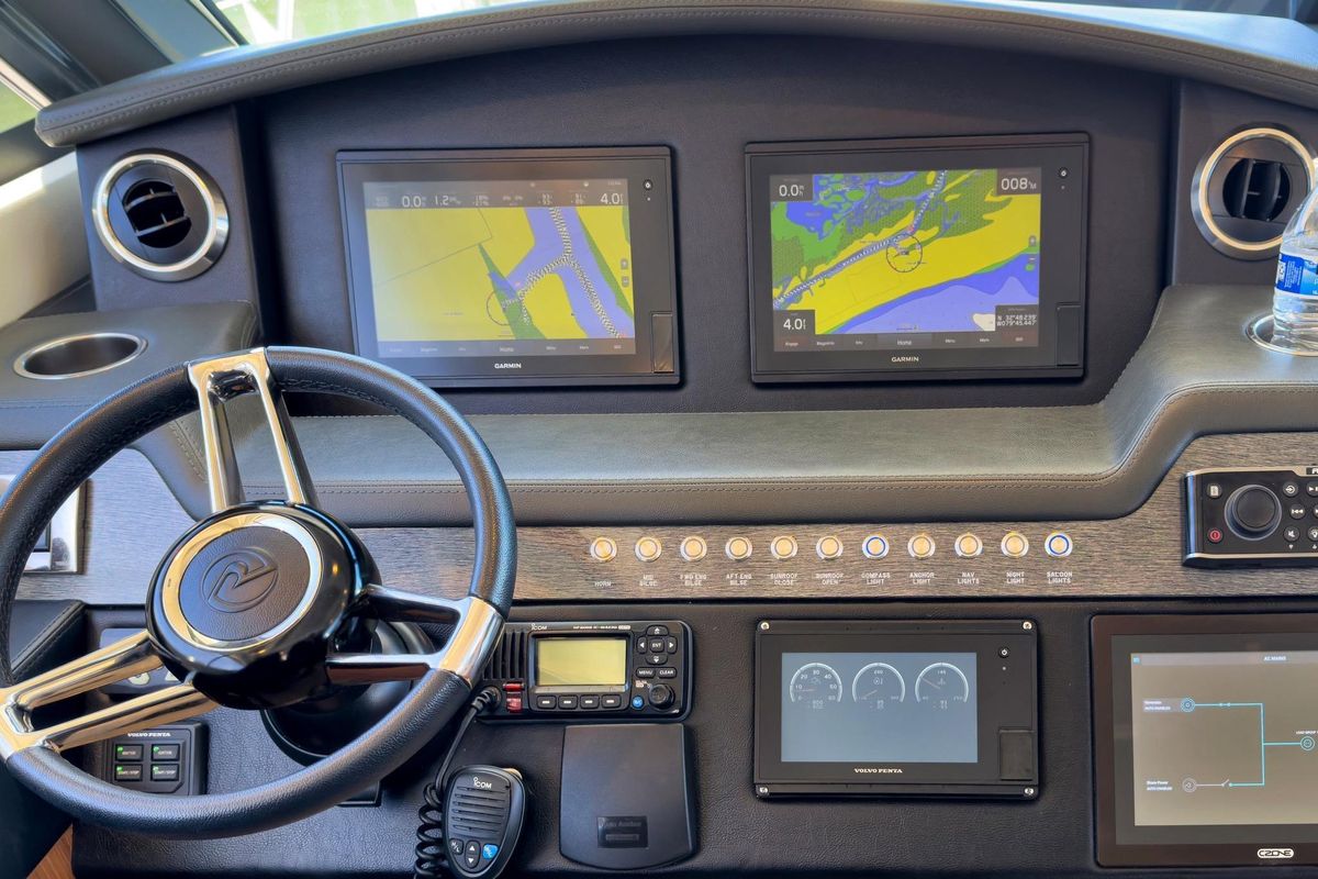 2020 Riviera 50 