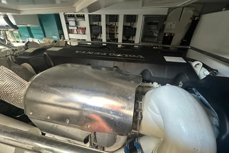 Our Trade Yacht Photos Pics Engine room of 2023 Belize 54 Day Bridge yacht with Volvo Penta engine.