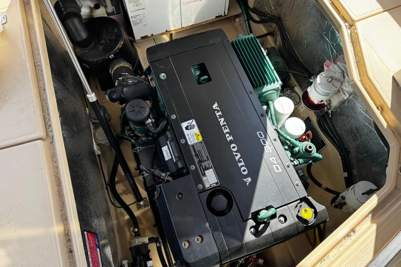 My Backyard Yacht Photos Pics Engine compartment of 2014 Ranger Tugs R-31 CB with Volvo Penta D4-300 engine.