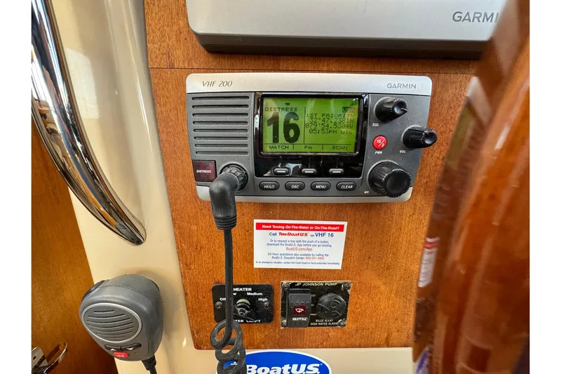 Point Aft'r Yacht Photos Pics Garmin VHF 200 radio on 2012 Ranger Tugs R-29 boat dashboard.