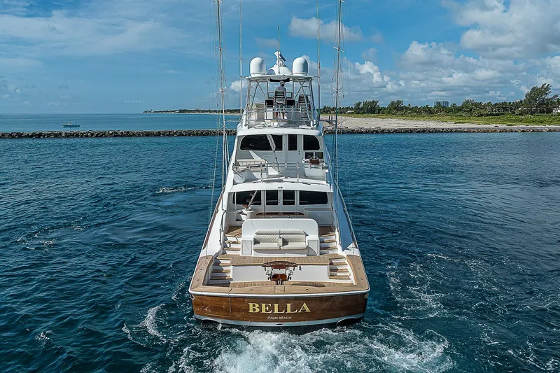 Bella Yacht Photos Pics 2018 Viking 92 Sky Bridge yacht Bella cruising in open water.