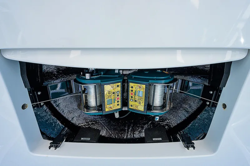 Bella Yacht Photos Pics 