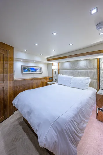 Bella Yacht Photos Pics 