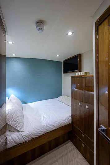 Bella Yacht Photos Pics 