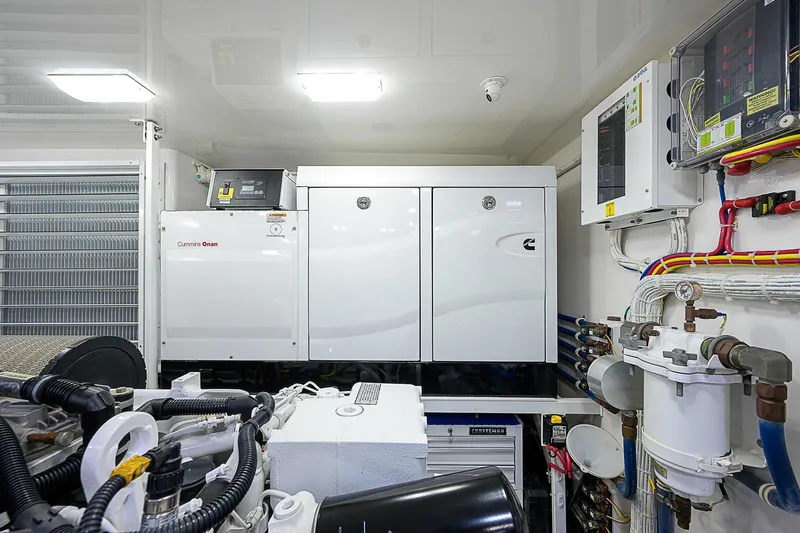 Bella Yacht Photos Pics 