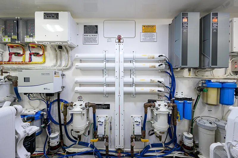 Bella Yacht Photos Pics 